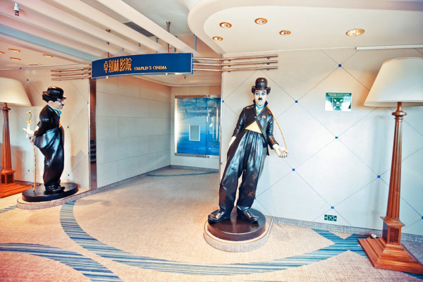 星旅遠洋郵輪「鼓浪嶼」號 集豐富娛樂與豪華設施 周末從香港出發 輕鬆享受五星級海上假期 