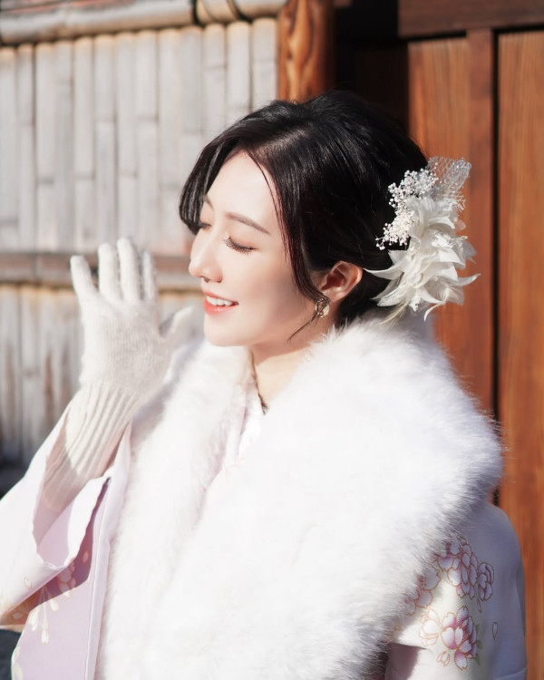 高學歷踏入演藝圈（圖片來源：IG@reginahyt）