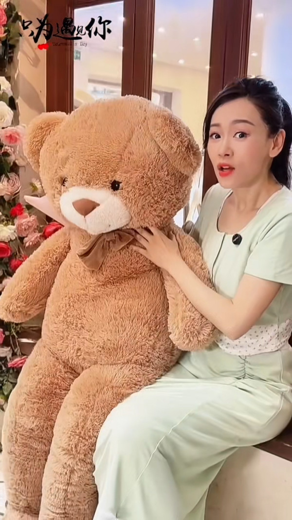 「最成功屋邨港姐」驚爆半億身家 手握5層樓！單親湊女逆襲致富成隱形樓后