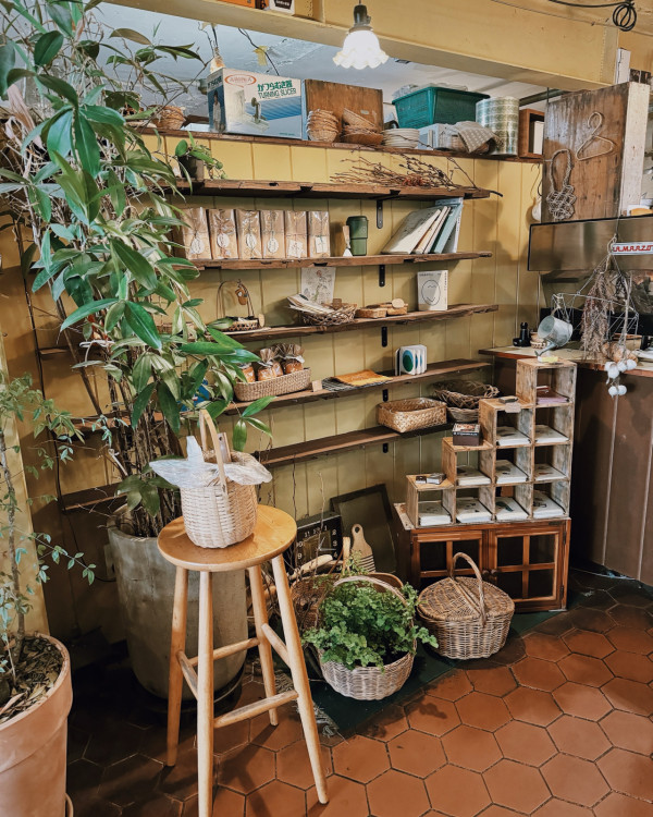 首爾Cafe 2025｜5間小眾咖啡店 黑膠碟任聽、治癒DIY烘吐司 