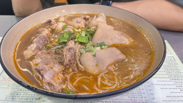 越南美食香港｜嚴選越南餐廳推介逾10間︰正宗牛肉湯河、越式肝醬法包、米紙春卷