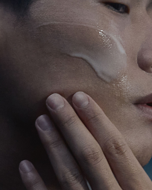 保濕精華推薦｜Dior Sauvage活膚保濕精華