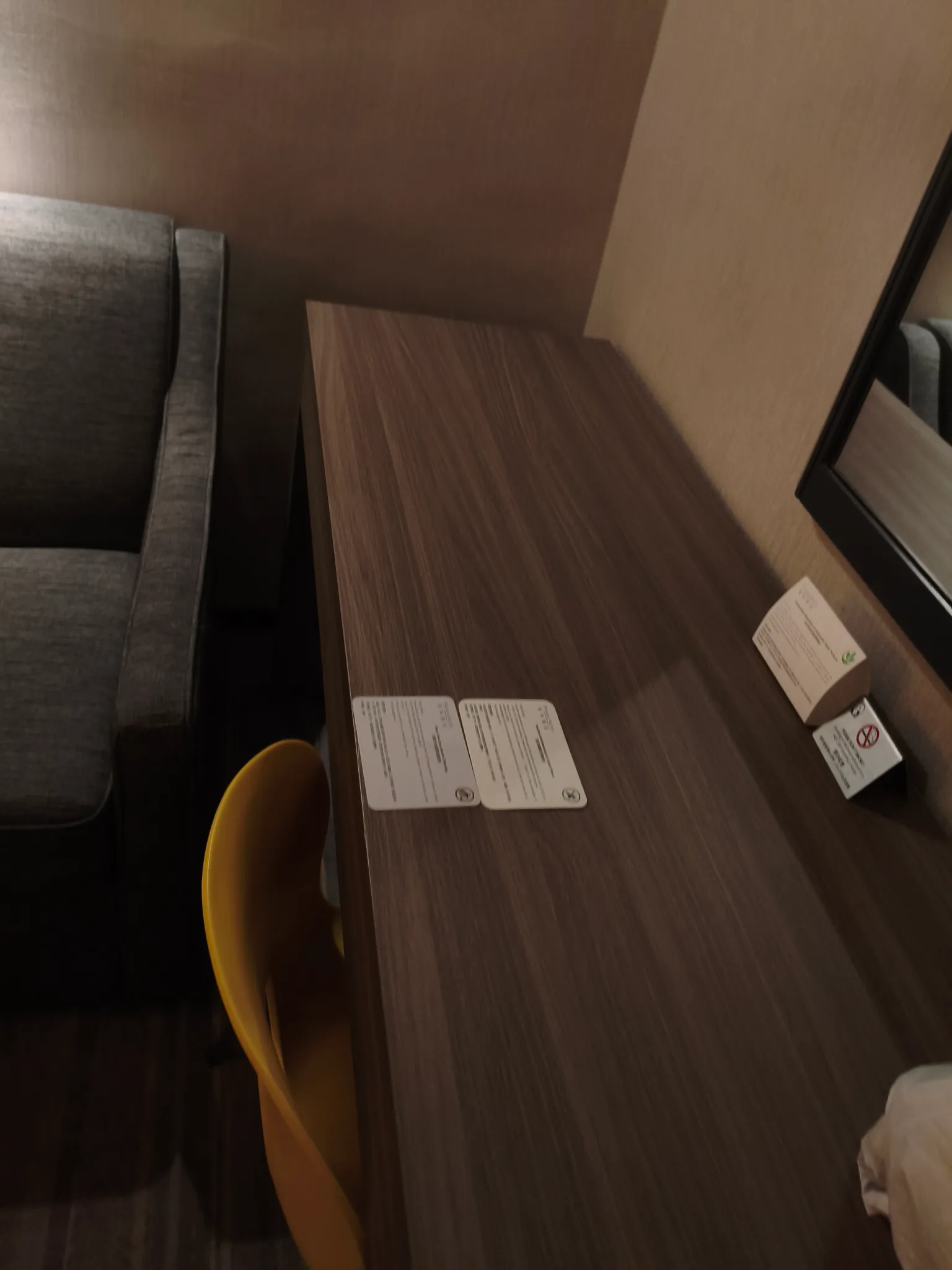 驗樓服務幫你驗埋鬼 「凶宅調查員」出動科學儀器 拍YouTube直擊驗鬼全過程