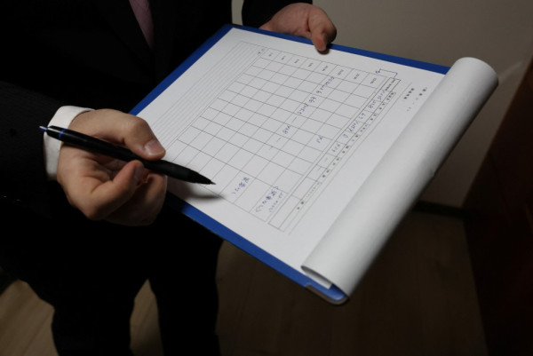 陰司紙炒貴70倍變另類潮物 TikTok網紅齊齊燒有「神秘力量」？ 美鈔歐元港幣任君選擇