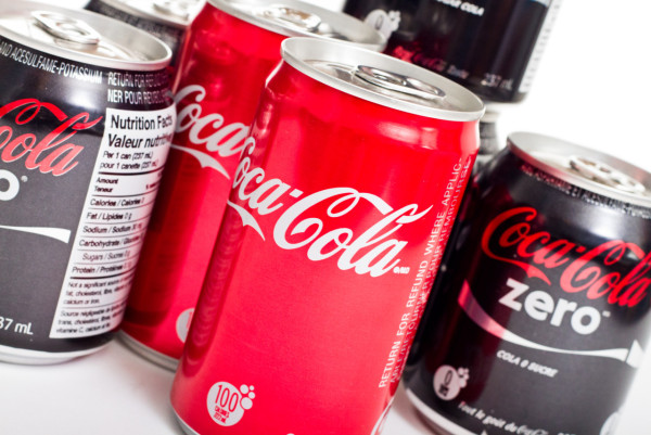 尿液汽水｜9歲童超市買可樂竟被混合尿液！警拘63歲男涉於多間超市汽水「加料」