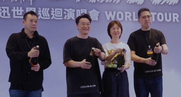 陳奕迅澳門演唱會2025｜張繼聰謝安琪陳奕迅世紀合照！當年曾慘遭婚變緋聞纏身
