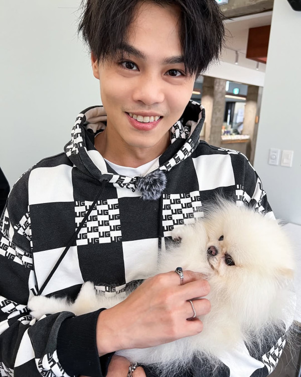 Kathy仔王頌茵認與夏雨兒子黃奕晨拍拖 新戀情曝光同台藝人傳緋聞多年終認愛