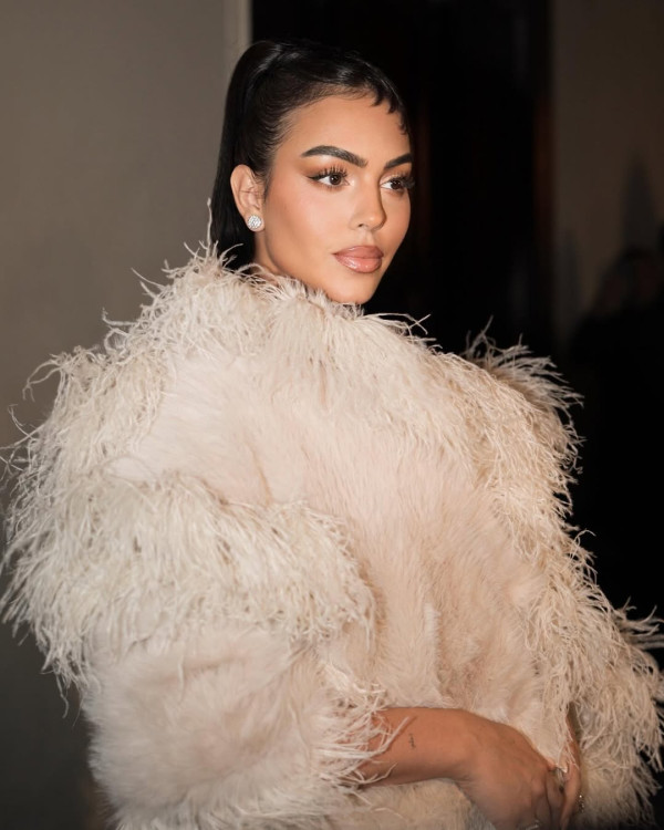 C朗宣布求婚成功 Georgina正式升格做老婆（圖片來源：IG@georginagio）