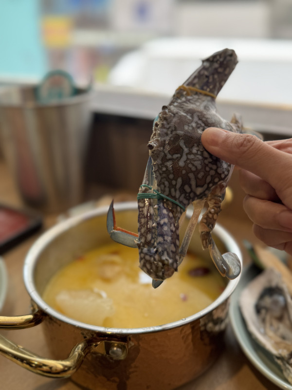 港島新開7000呎即撈活海鮮放題 $268起無限食M5 和牛＋花蟹＋鮑魚＋蟶子 指定人士可減$100