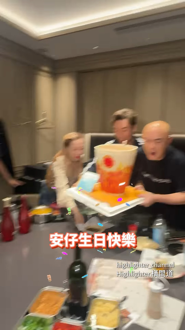 鄭秀文許志安夫妻同框切蛋糕慶祝生日 甜蜜畫面激罕曝光高調恩愛揭私下日常