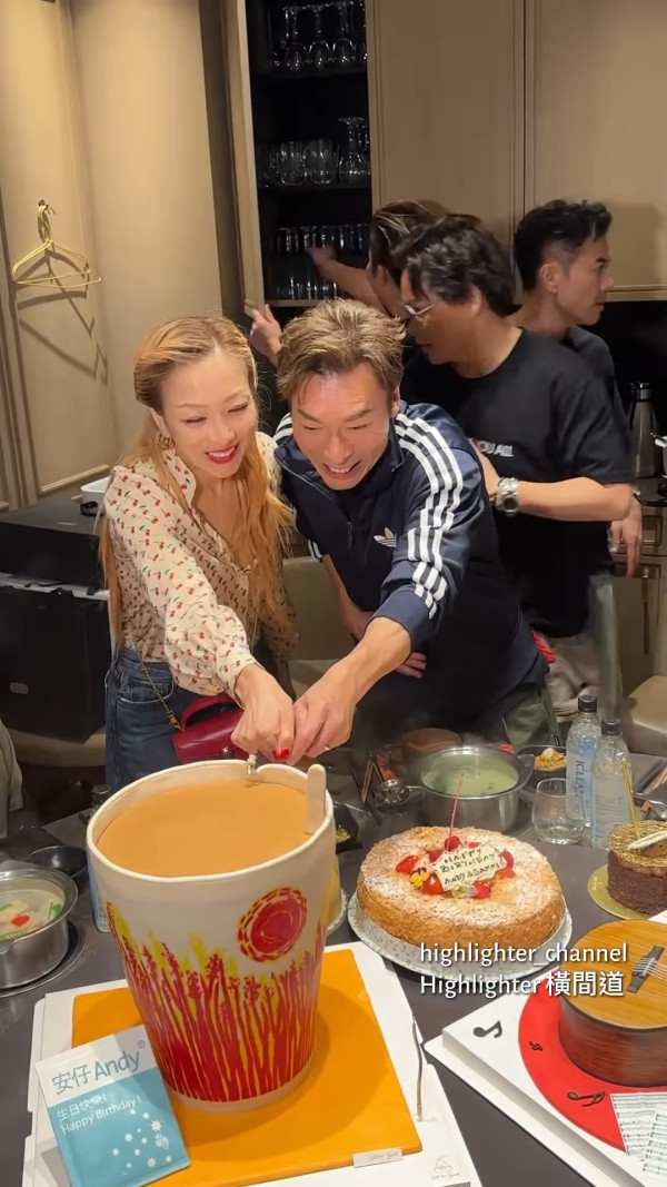 鄭秀文罕晒BIG FOUR與夫人們珍貴大合照！4位老婆激罕聚頭感慨：「見到時特別高興」