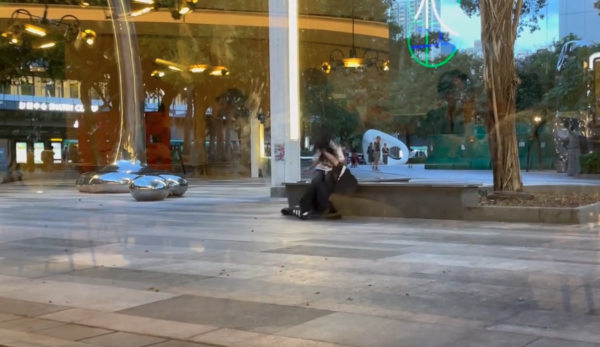 港媽潛入兒子WhatsApp群組 向O Camp組長提一要求 網民熱議要比人笑足4年