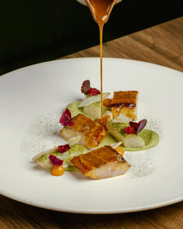 【Fine Dining推介】香港Fine Dining逾10間推薦 超浪漫海景／慶祝生日紀念日／米芝蓮星級