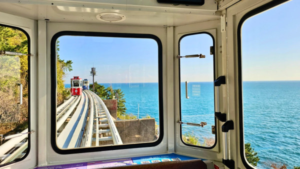 韓國釜山膠囊列車