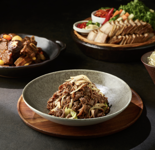 香港麗思卡爾頓酒店晚市自助餐買二送二 ！任食生蠔/東南亞風味/韓式主題