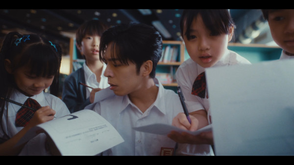 Edan推演唱會主題曲新歌《Capital E》 重返母校拍攝MV！首張個人專輯《e to E》面世