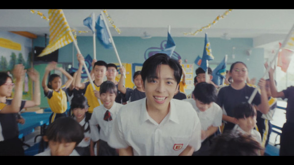 Edan推演唱會主題曲新歌《Capital E》 重返母校拍攝MV！首張個人專輯《e to E》面世