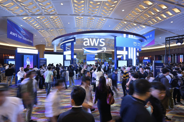 AWS TechFest 2025】領袖必聽「Agentic AI」策略AWS 企業策略總監現身解構未來企業戰略| ezone