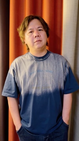 伍仲衡黑雨帶老婆屯門衝尖沙咀覆診撲空 發文抱怨診所不開門反遭網民圍剿