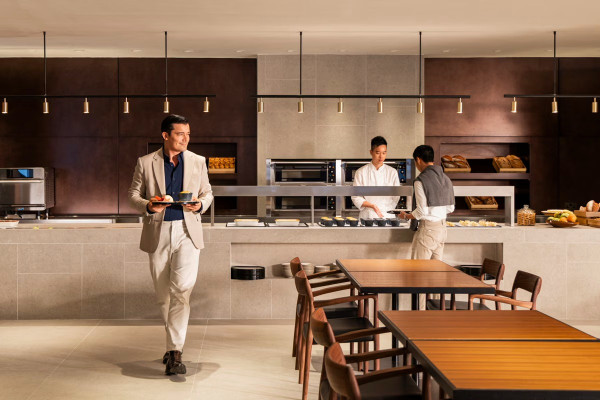 國泰北京首都國際機場貴賓室煥新啟幕 內部環境率先睇!3大特色餐飲區+舒適休憩體驗