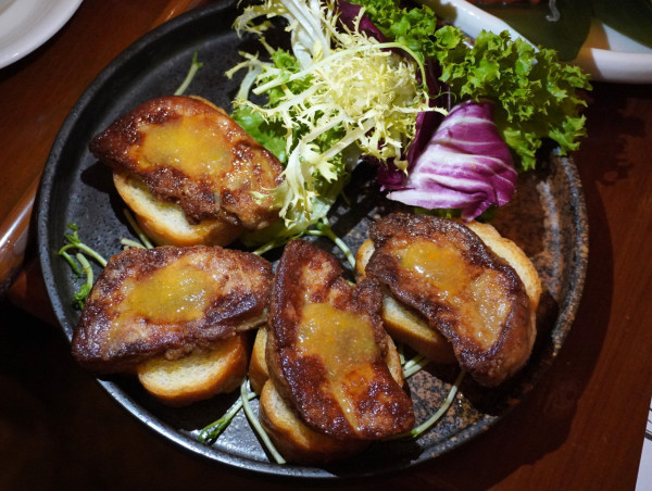 【自助餐優惠】紅磡都會海逸酒店海鮮自助餐+買二送二限時優惠　任食龍蝦、鮑魚、羊架、雪花蟹腳