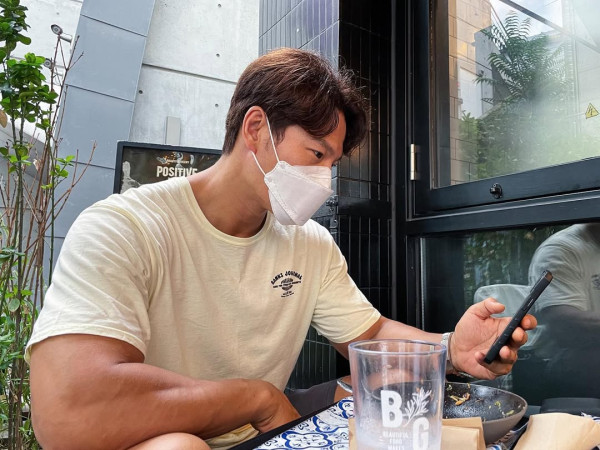 金鍾國宣布結婚喜訊（圖片來源：IG@kjk76）