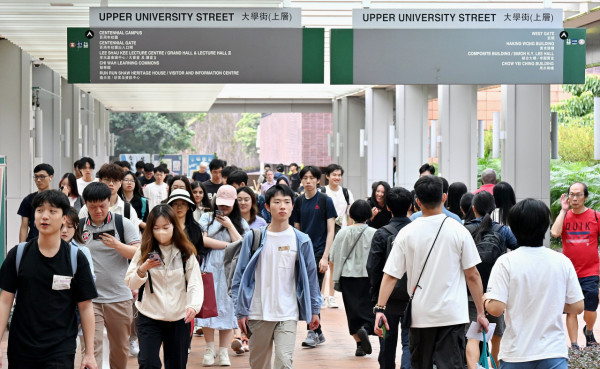 港媽潛入兒子WhatsApp群組 向O Camp組長提一要求 網民熱議要比人笑足4年