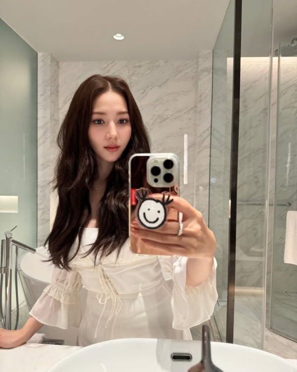 大方承認整容（圖片來源：IG@rachel_mypark）