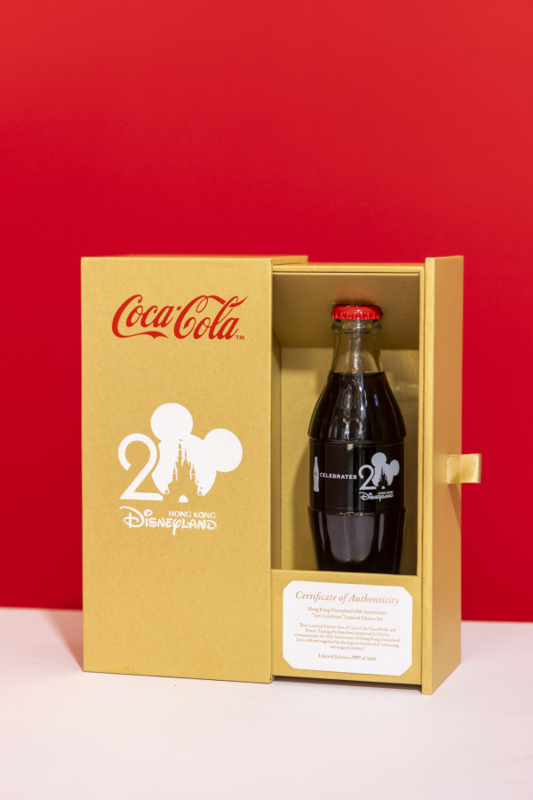 可口可樂香港迪士尼樂園推限量紀念品 玻璃樽禮盒/分享快樂特別版/T恤/牛仔外套