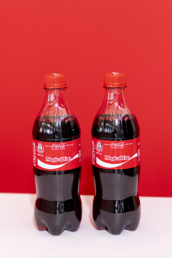 可口可樂香港迪士尼樂園推限量紀念品 玻璃樽禮盒/分享快樂特別版/T恤/牛仔外套