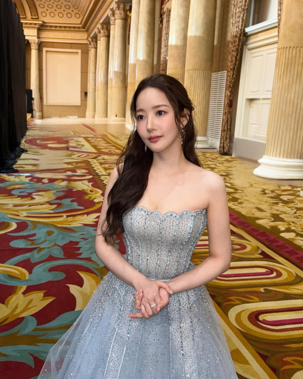 僅用一年便擔任女主角(圖片來源：IG@rachel_mypark)