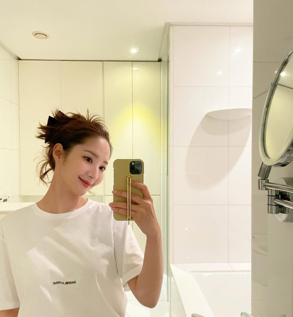 拍片分享私生活(圖片來源：IG@rachel_mypark)