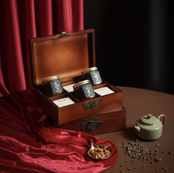 米芝蓮中菜廳逸東軒推出月餅禮盒 流心奶黄/流心奶黃白蓮蓉/早鳥優惠