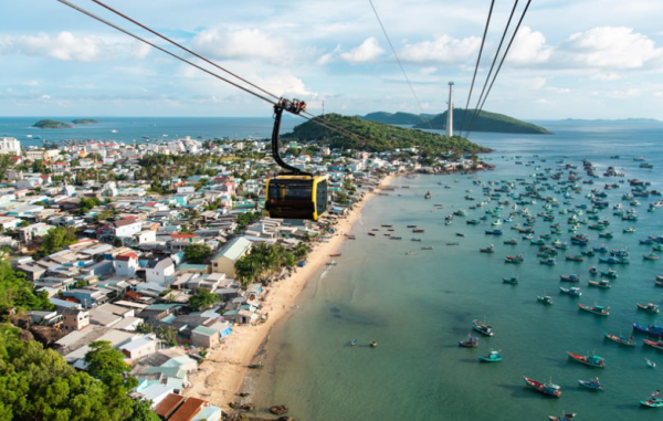 港女呻富國島係「垃圾島」 列4大罪狀：肚瀉係閒事/方圓百里似死城 