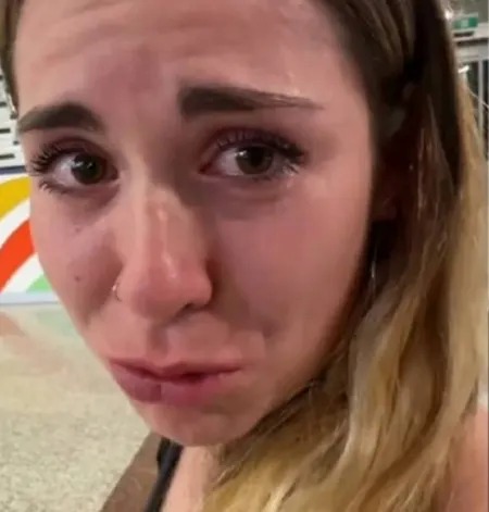 KOL夫婦用AI計劃行程呻「中伏」一原因被拒登機！網友指問錯問題 