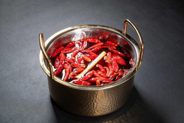 火鍋推介｜朝天門火鍋進駐ICC 101樓 全港最高火鍋食府 飽覽維港美景