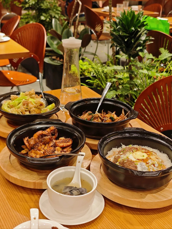 珠海口岸天地攻略。圖源：小紅書@關於美好About Good、小紅書@吾小六、小紅書@Han Meimei、小紅書@1ddddd、小紅書@費洛蒙小姐、小紅書@陽光小獅子 Sunny