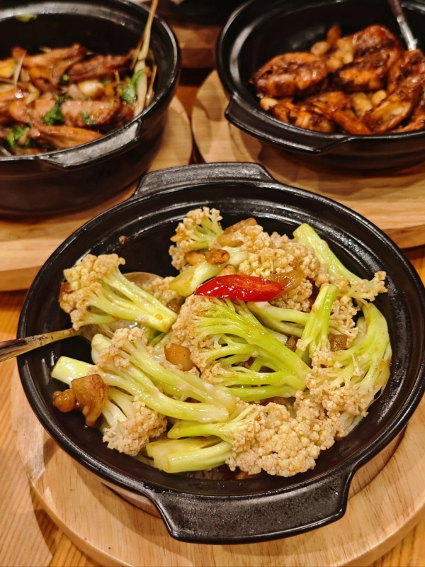 珠海口岸天地攻略。圖源：小紅書@關於美好About Good、小紅書@吾小六、小紅書@Han Meimei、小紅書@1ddddd、小紅書@費洛蒙小姐、小紅書@陽光小獅子 Sunny