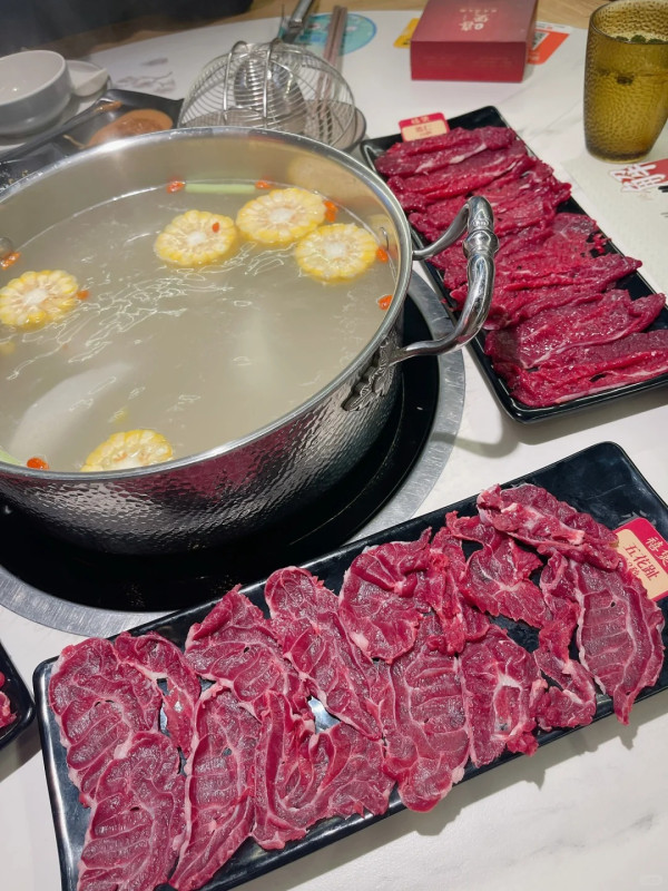 珠海口岸天地攻略。圖源：小紅書@關於美好About Good、小紅書@吾小六、小紅書@Han Meimei、小紅書@1ddddd、小紅書@費洛蒙小姐、小紅書@陽光小獅子 Sunny