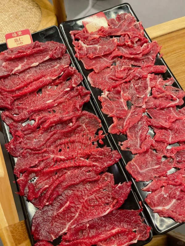 珠海口岸天地攻略。圖源：小紅書@關於美好About Good、小紅書@吾小六、小紅書@Han Meimei、小紅書@1ddddd、小紅書@費洛蒙小姐、小紅書@陽光小獅子 Sunny