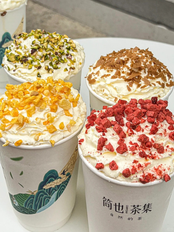 珠海口岸天地攻略。圖源：小紅書@關於美好About Good、小紅書@吾小六、小紅書@Han Meimei、小紅書@1ddddd、小紅書@費洛蒙小姐、小紅書@陽光小獅子 Sunny