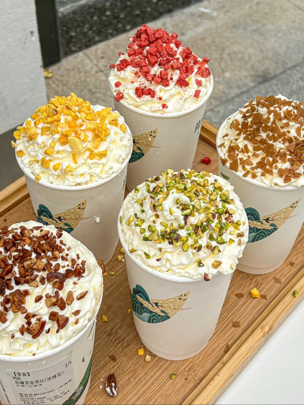 珠海口岸天地攻略。圖源：小紅書@關於美好About Good、小紅書@吾小六、小紅書@Han Meimei、小紅書@1ddddd、小紅書@費洛蒙小姐、小紅書@陽光小獅子 Sunny