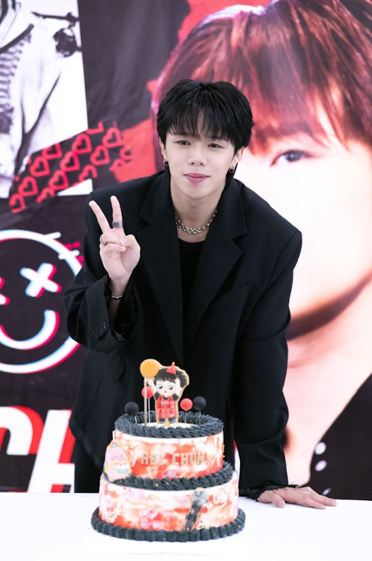 ROVER王希晉26歲生日願望大公開 盼衝出香港目標27歲前練成六嚿腹肌