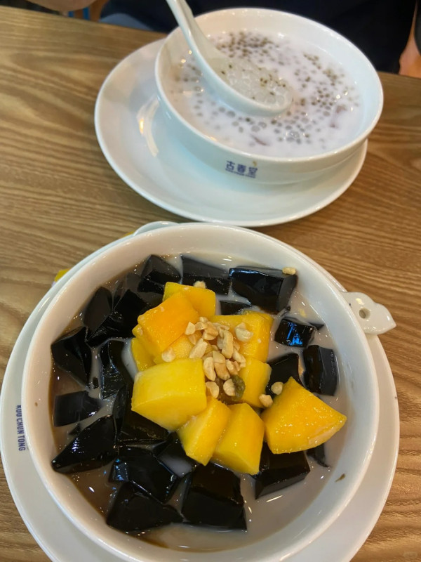 珠海口岸天地攻略。圖源：小紅書@關於美好About Good、小紅書@吾小六、小紅書@Han Meimei、小紅書@1ddddd、小紅書@費洛蒙小姐、小紅書@陽光小獅子 Sunny