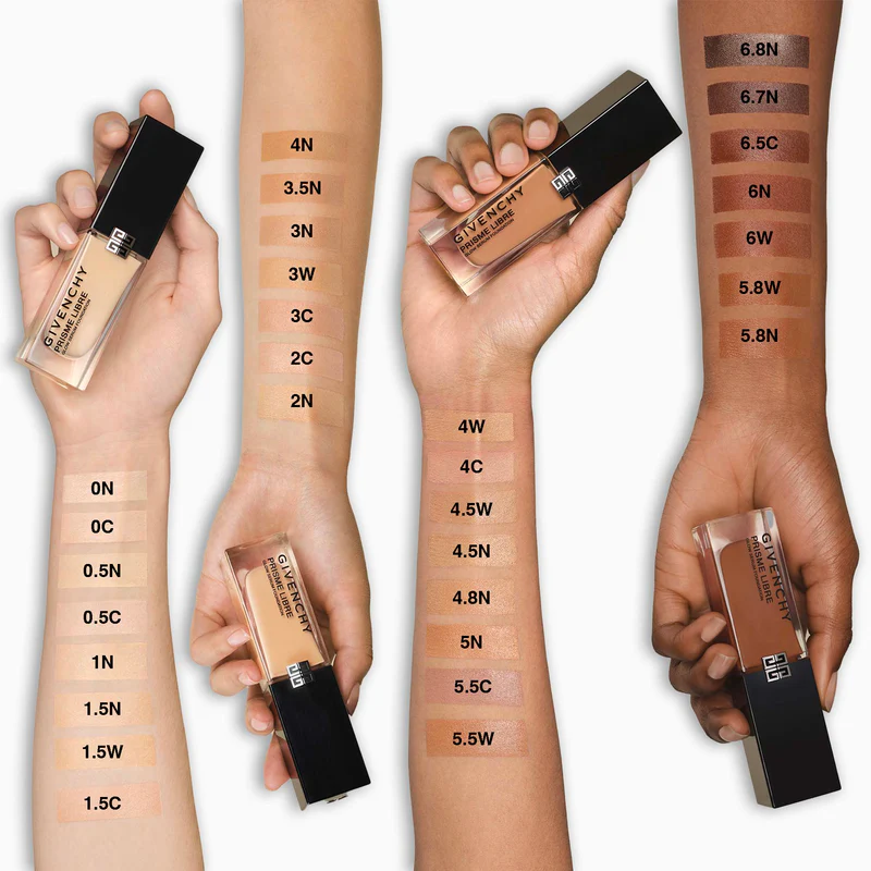 粉底液推薦｜Givenchy 稜鏡柔光精華粉底液 