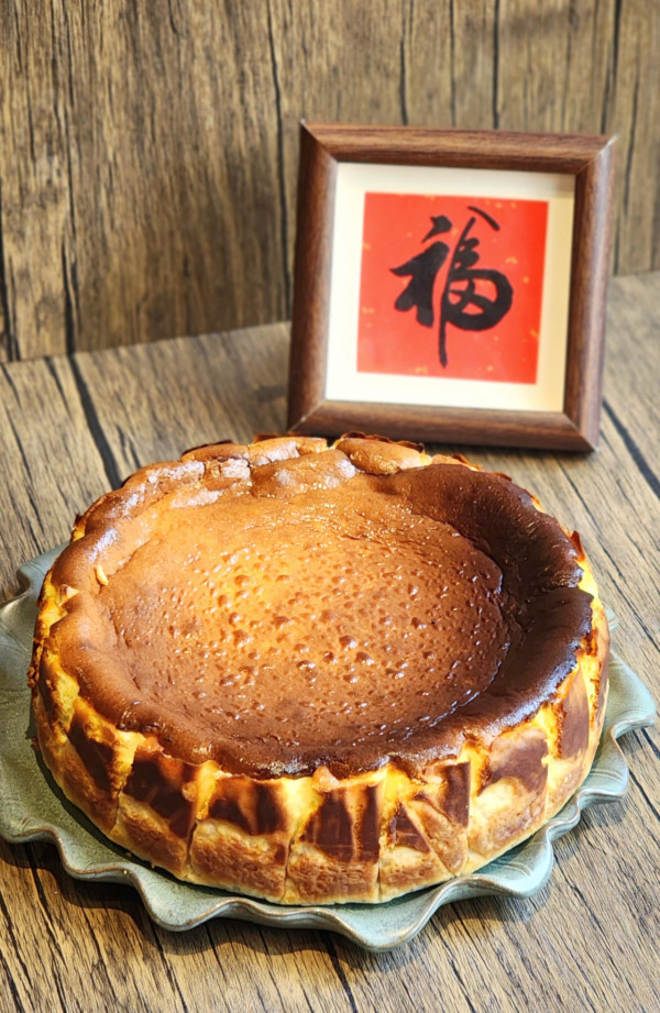 銅鑼灣點心咖啡館創意新品登場  紫芋蛋黃巴斯克／八味拼盤／葫蘆水果茶