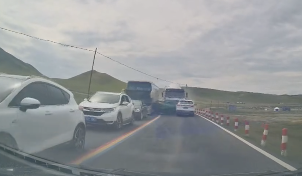 嚴重車禍 小米YU7遭水泥車猛撞 車主毫髮無傷稱「會再買小米」