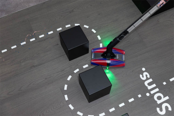 Dyson推出「筆直」吸塵機早鳥優惠 超輕巧 PencilVac Fluffycones 專為香港小家庭而設 