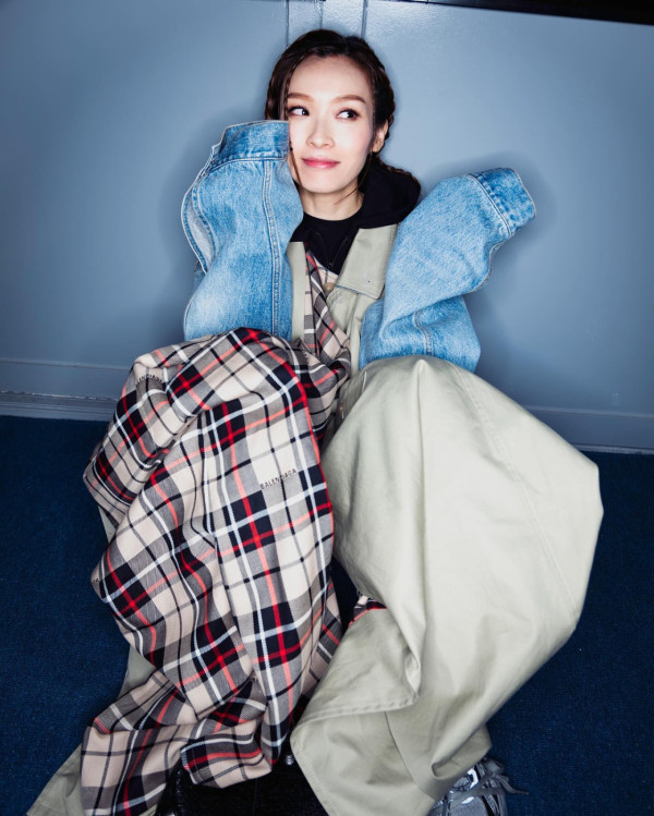 李佳芯晒素顏真面目連毛孔都見到！零濾鏡真實膚況震驚網民：無人完美