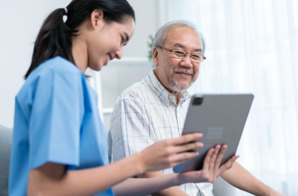 腦退化吃什麼好？日本精神科醫生分享防腦退化早餐 乳酪加3物助預防動脈硬化